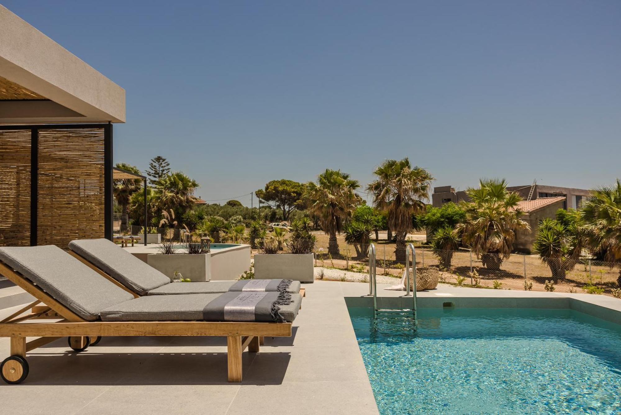 Mast Luxury Residences Gargalianoi Esterno foto